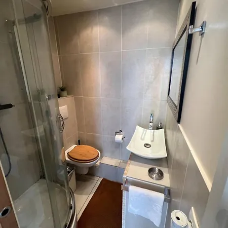 En Montmartre Lägenhet *